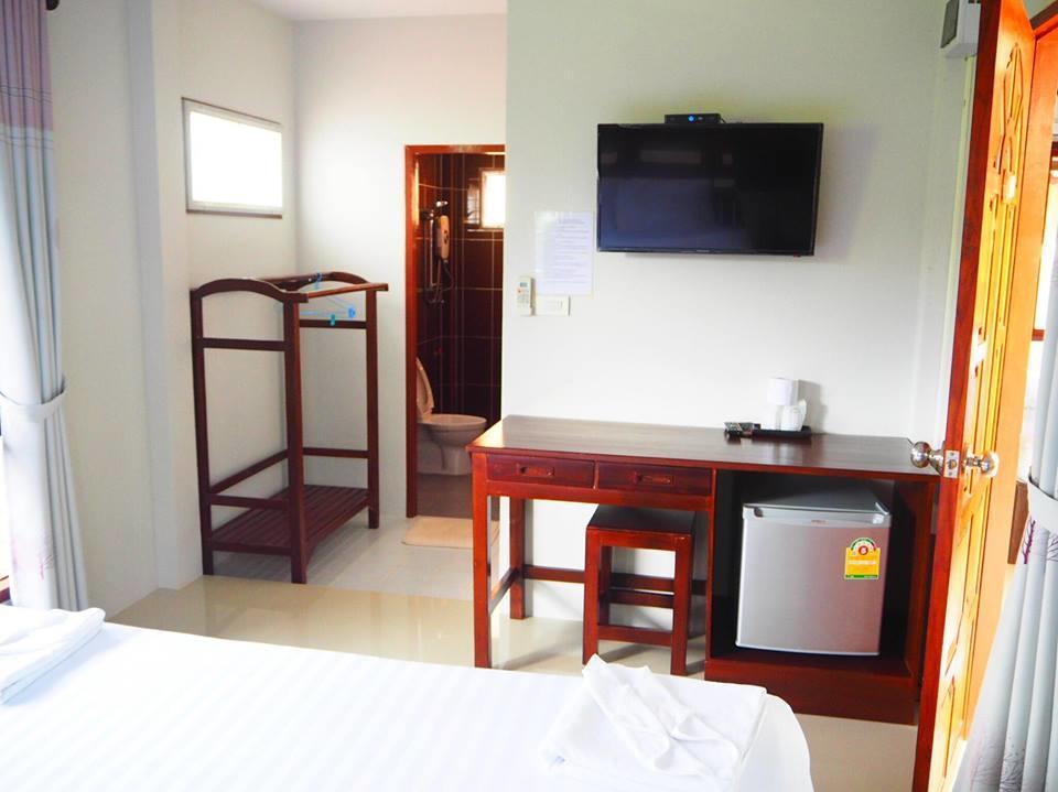 Bansuansiriwat Hotel Ban Tak Luaran gambar