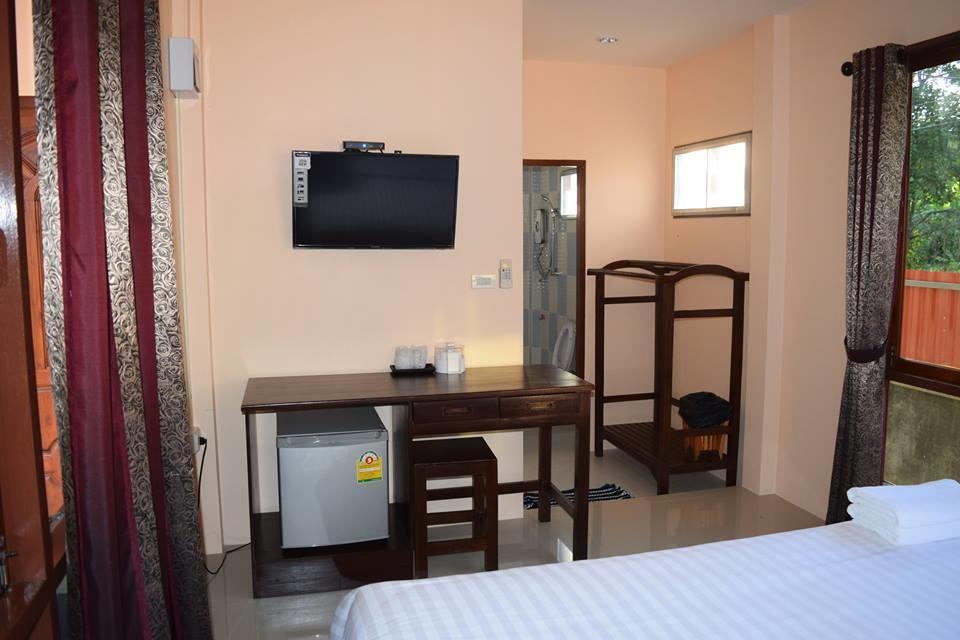 Bansuansiriwat Hotel Ban Tak Luaran gambar
