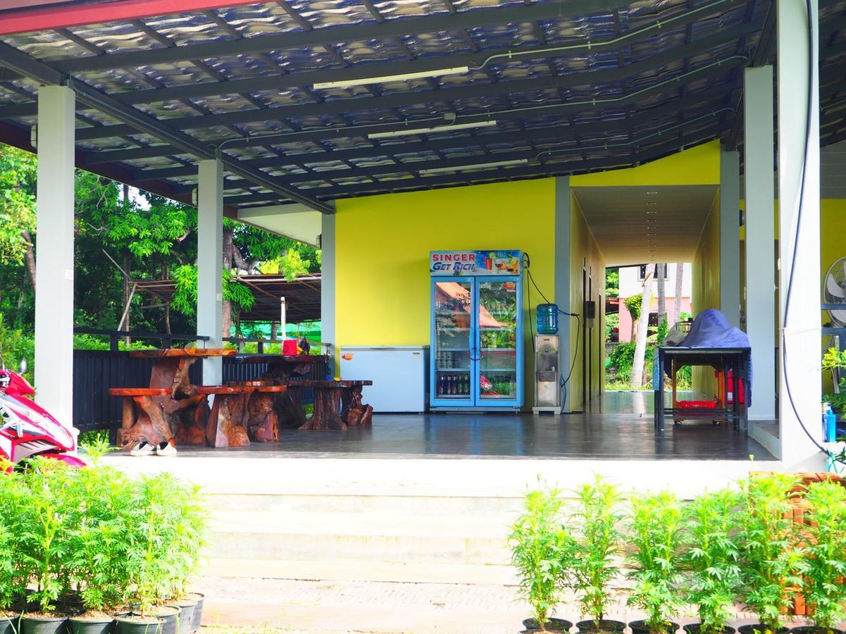 Bansuansiriwat Hotel Ban Tak Luaran gambar